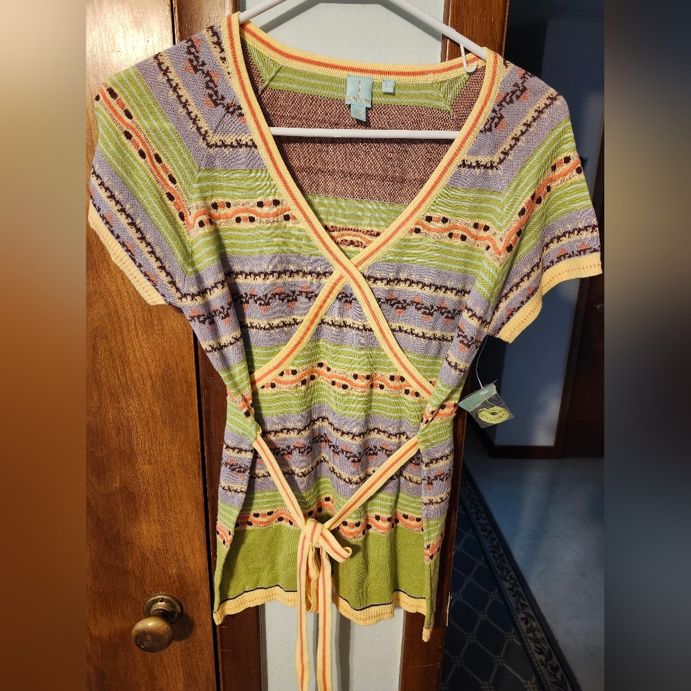 SHU SHU Multi-Colored Short Sleeve Tie in Front or Back Stretchy Top Size L